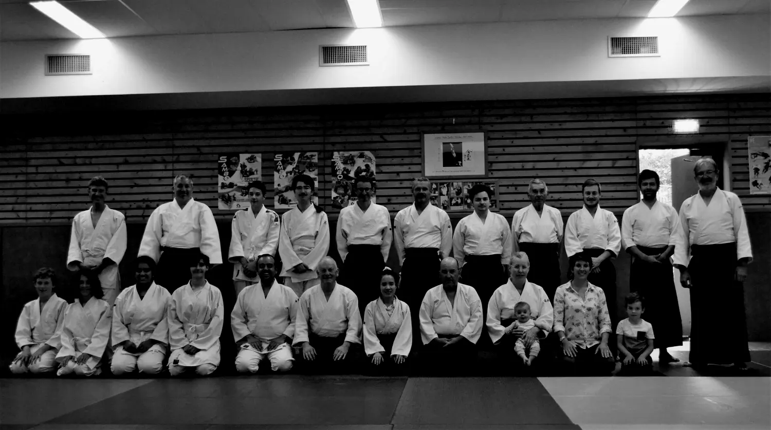 Les pratiquants du club réunis sur le tatami
